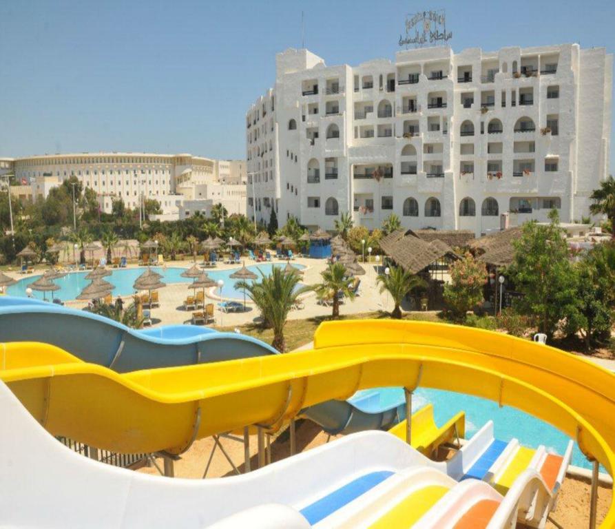 Yasmine Beach Екстер'єр фото